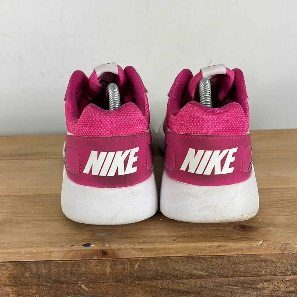 Nike neon bright pink white Kaishi athletic running shoes women’s size 7 - Picture 6 of 8